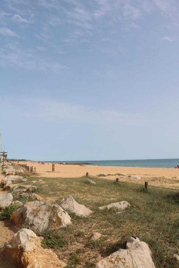Coluna Mar Quarteira Εξωτερικό φωτογραφία